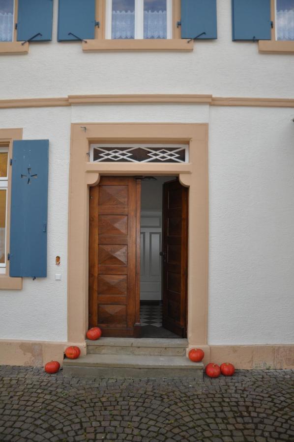 Ferienwohnung Altes Pfarrhaus Bargen מראה חיצוני תמונה