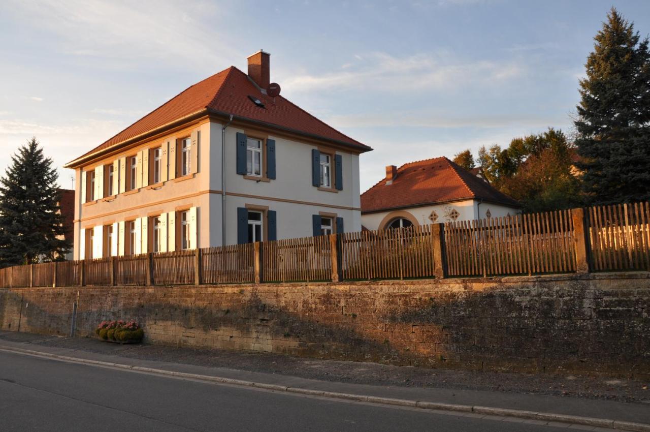 Ferienwohnung Altes Pfarrhaus Bargen מראה חיצוני תמונה