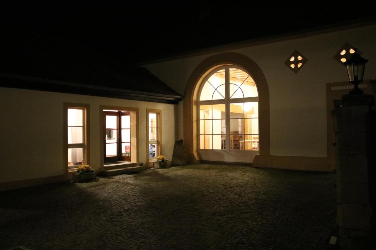 Ferienwohnung Altes Pfarrhaus Bargen מראה חיצוני תמונה