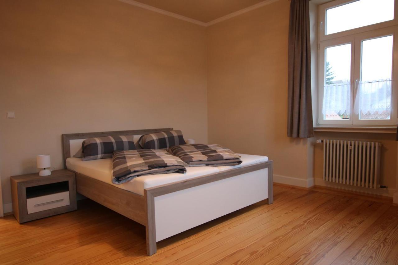 Ferienwohnung Altes Pfarrhaus Bargen מראה חיצוני תמונה